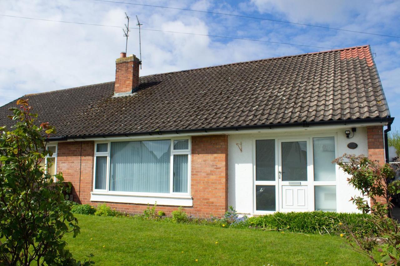 Cosy 3bed In West Kirby, Free Parking Holiday home Frankby