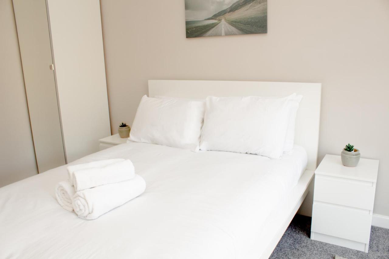 Cosy 3bed In West Kirby, Free Parking * Frankby